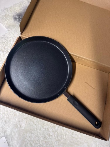26cm cast iron crepe pan - cast,